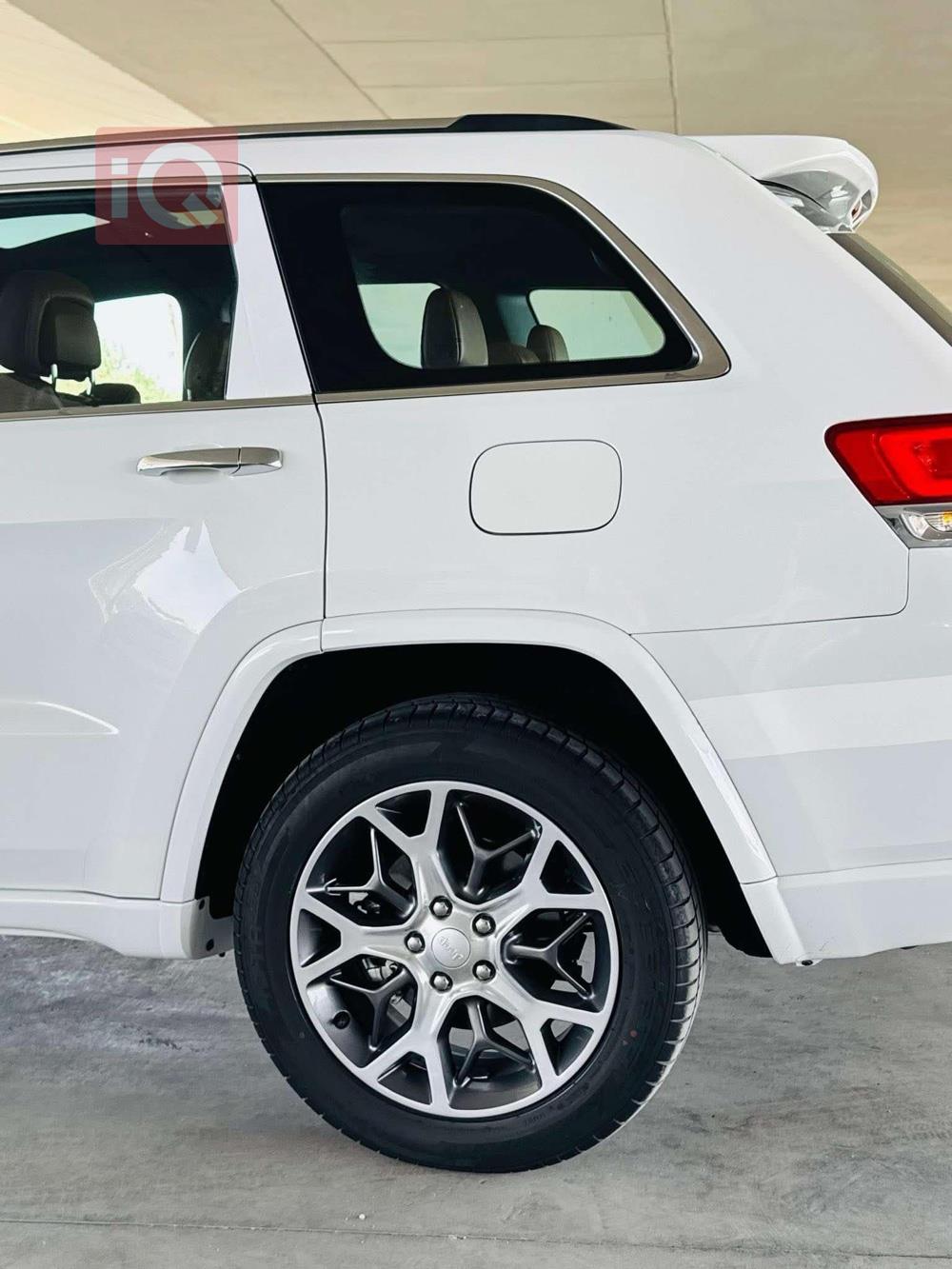 جيب جراند شيروكي